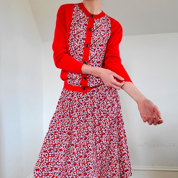 VINTAGE - Matching skirt/top set - Picture 2 of 16